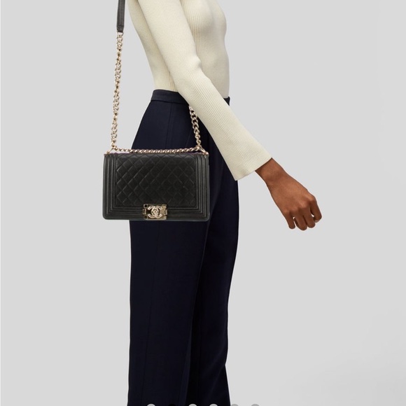 Classic Chanel Boy Bag - Caviar - Picture 4 of 7